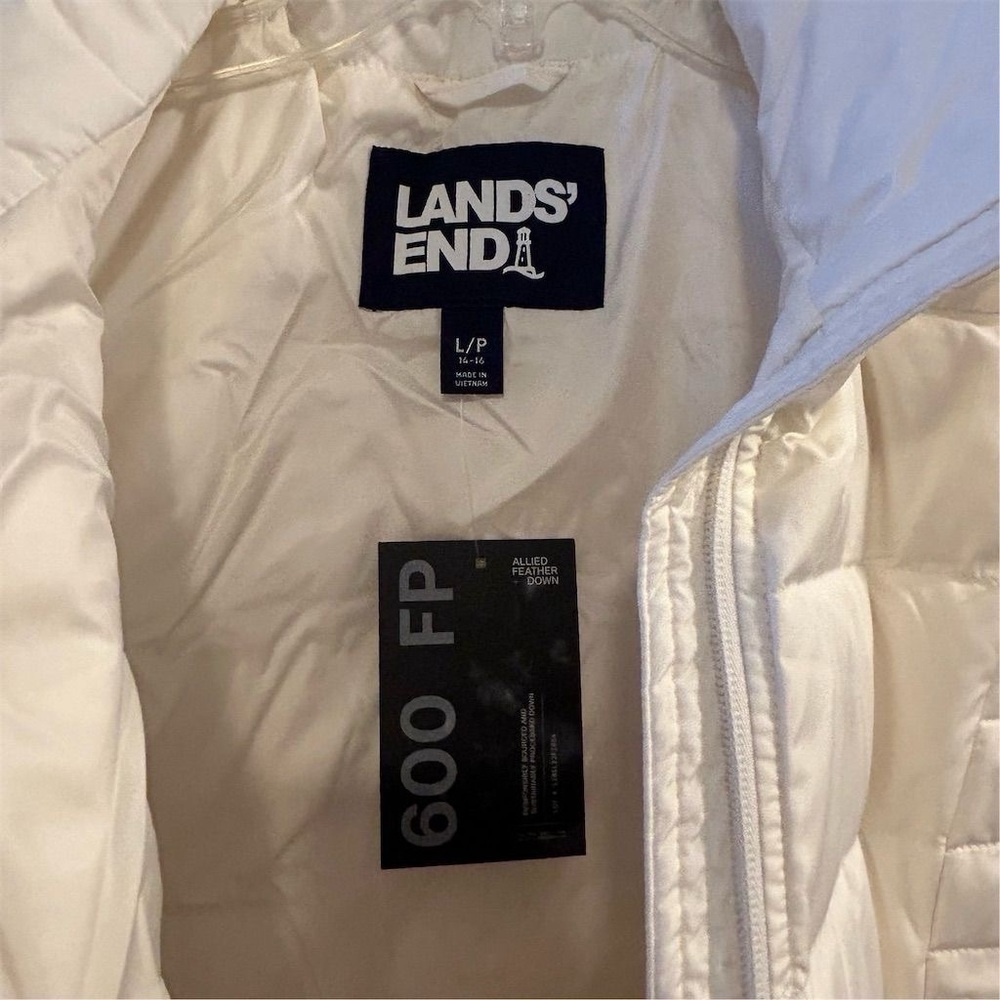 Lands’ End Women's Ivory Down‎ Puffer Vest Size L Petite Lightweight Casu… - Picture 6 of 14